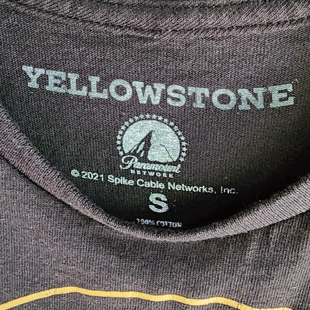 Yellowstone Dutton Ranch Graphic Tee - Black - Picture 2 of 3